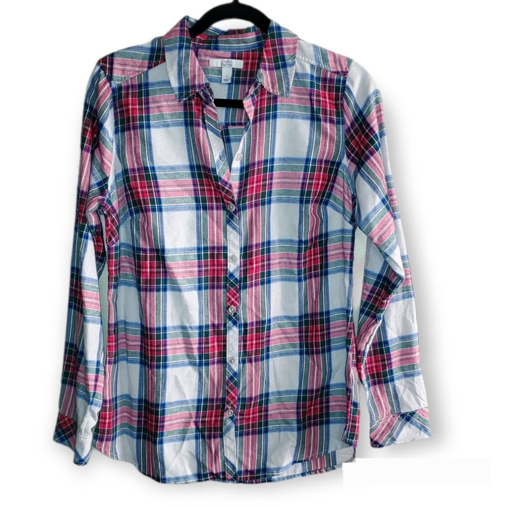 𝅺Croft & Barrow SMALL (S) Plaid long sleeves button shirt